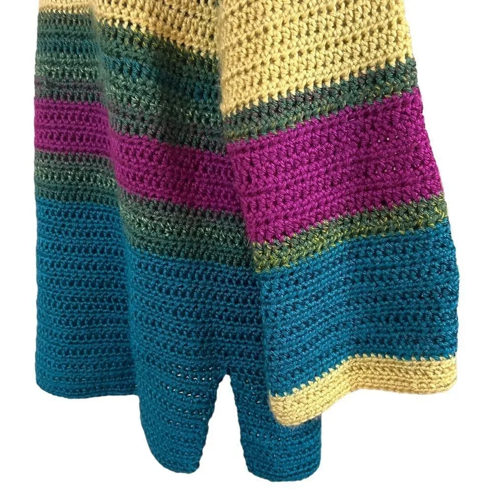 Chunky Hand-Knit Color Block Sweater - Picture 8 of 12